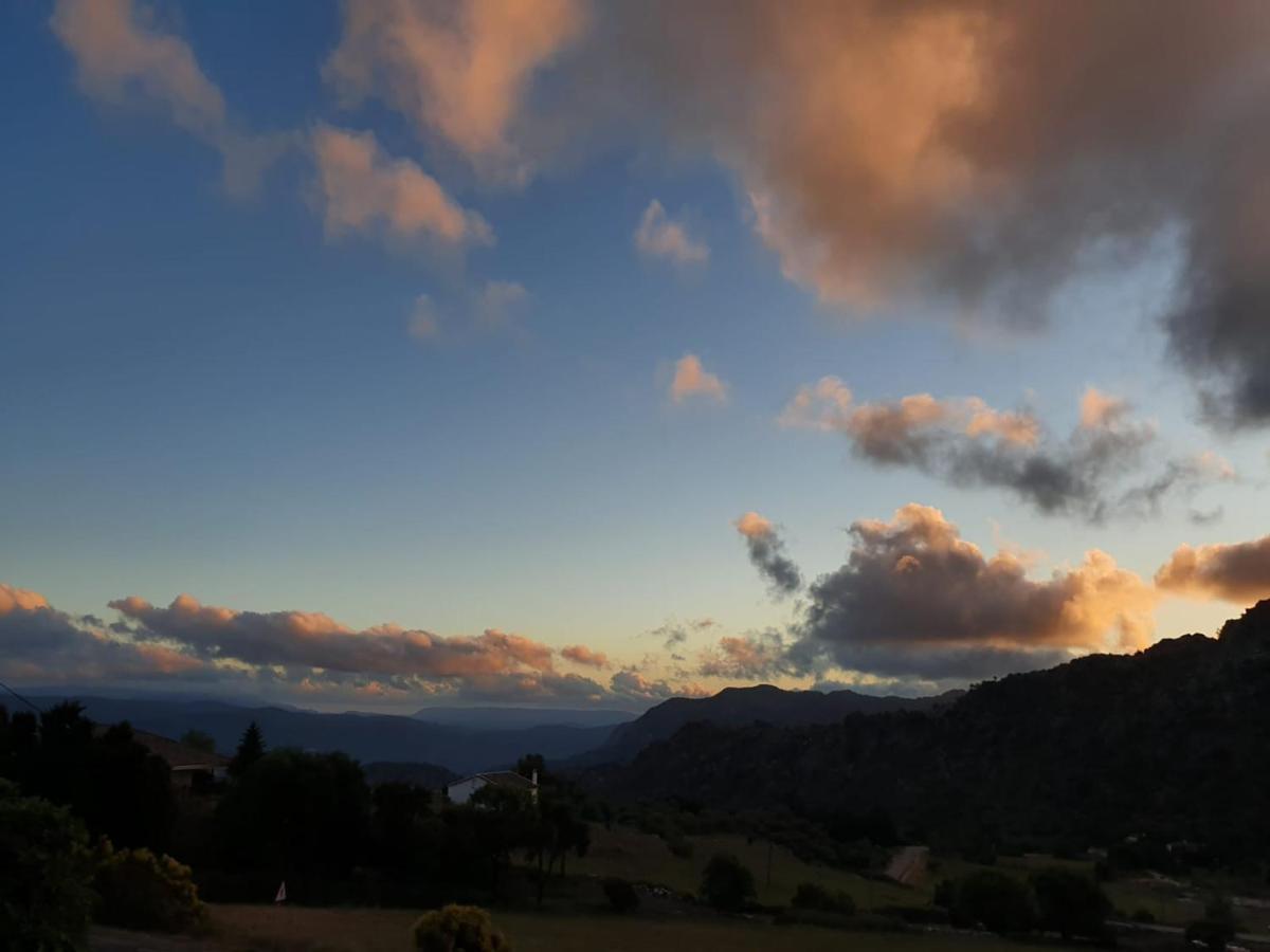 Apartamentos Rurales Sierra Alta ベナオカス エクステリア 写真