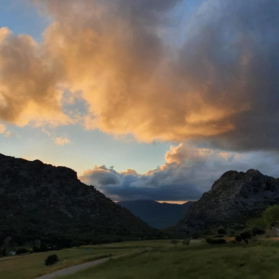 Apartamentos Rurales Sierra Alta ベナオカス エクステリア 写真